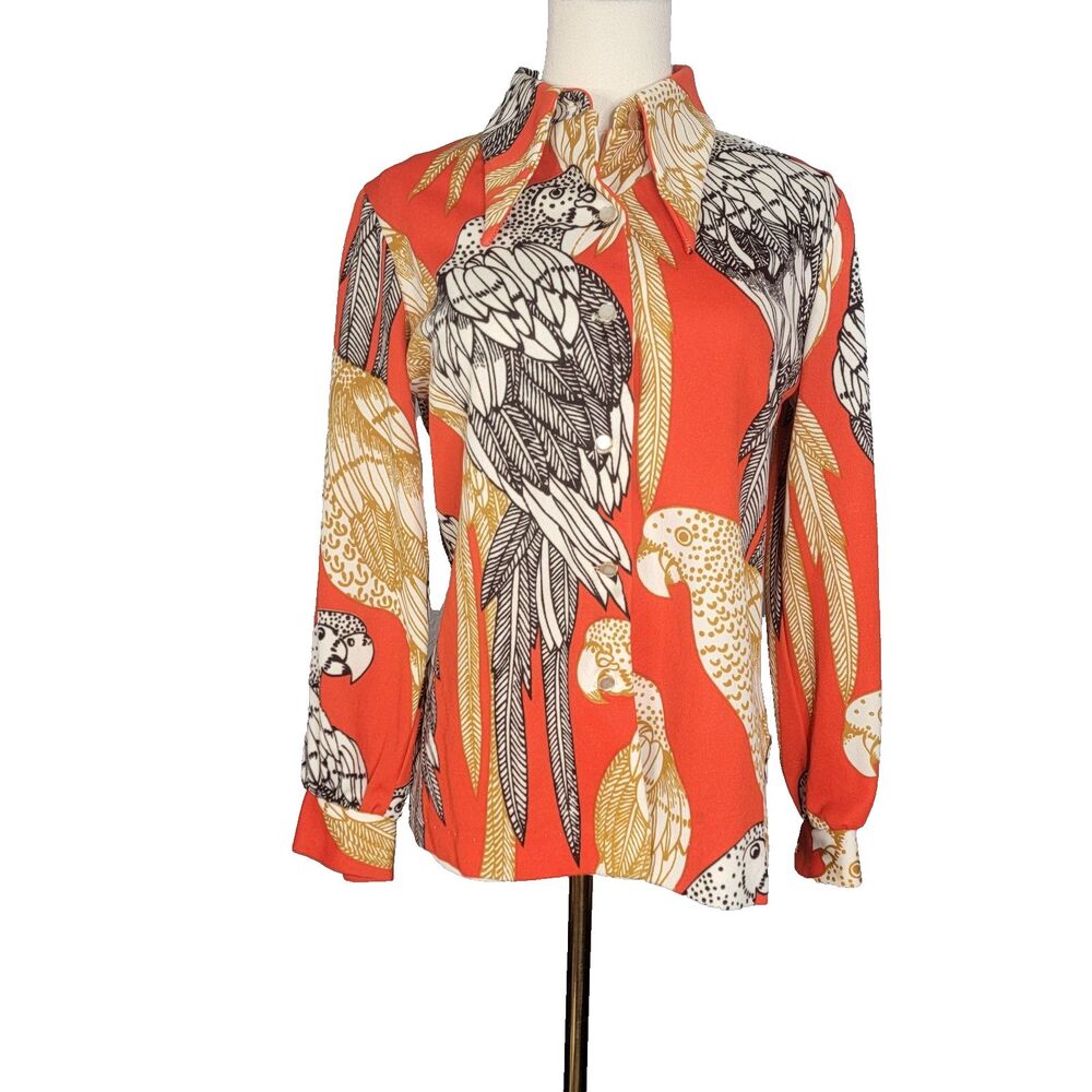 Vintage Hamilton Dallas Parrot Print Button Down Shirt Small Red Orange Gold Bir